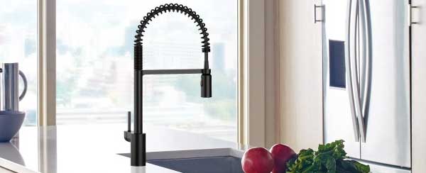 Black Stainless Steel Commercial Style Kitchen Faucet with Pull-Down Sprayer